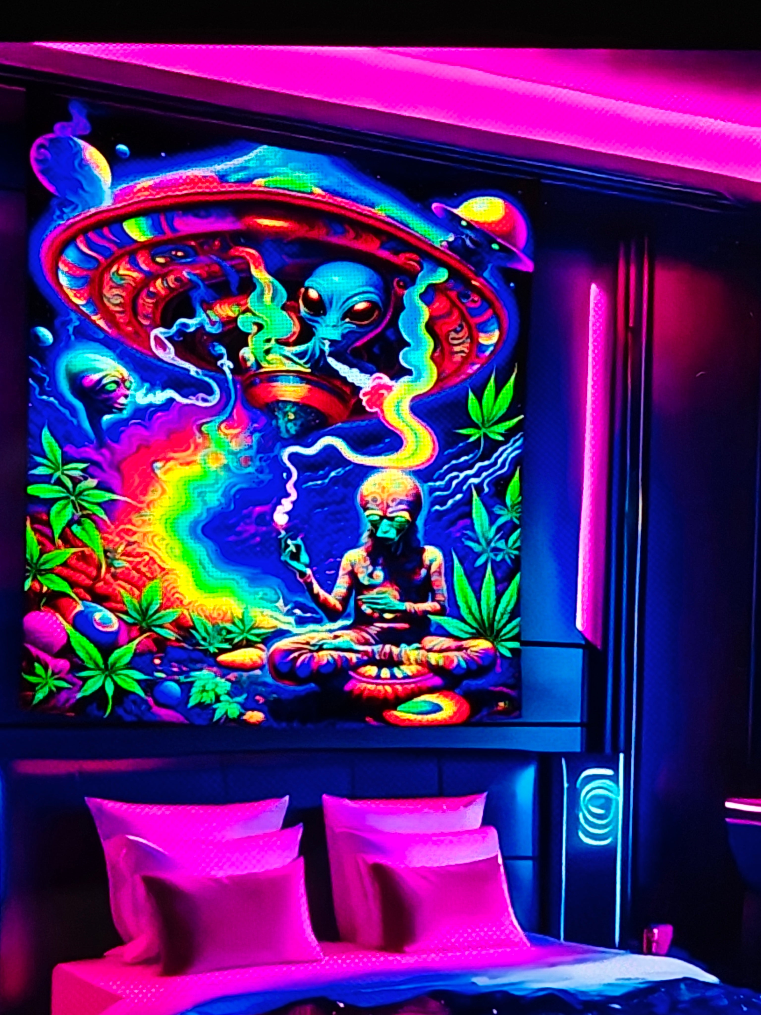 Alien Mushroom UV